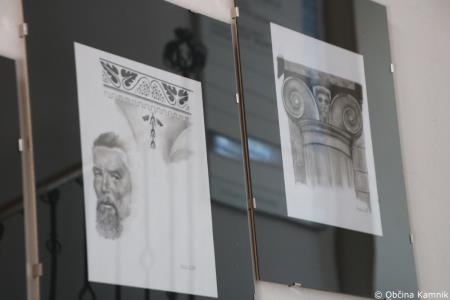 Stene občinske stavbe krasi razstava Brede Capuder – Fride (35)